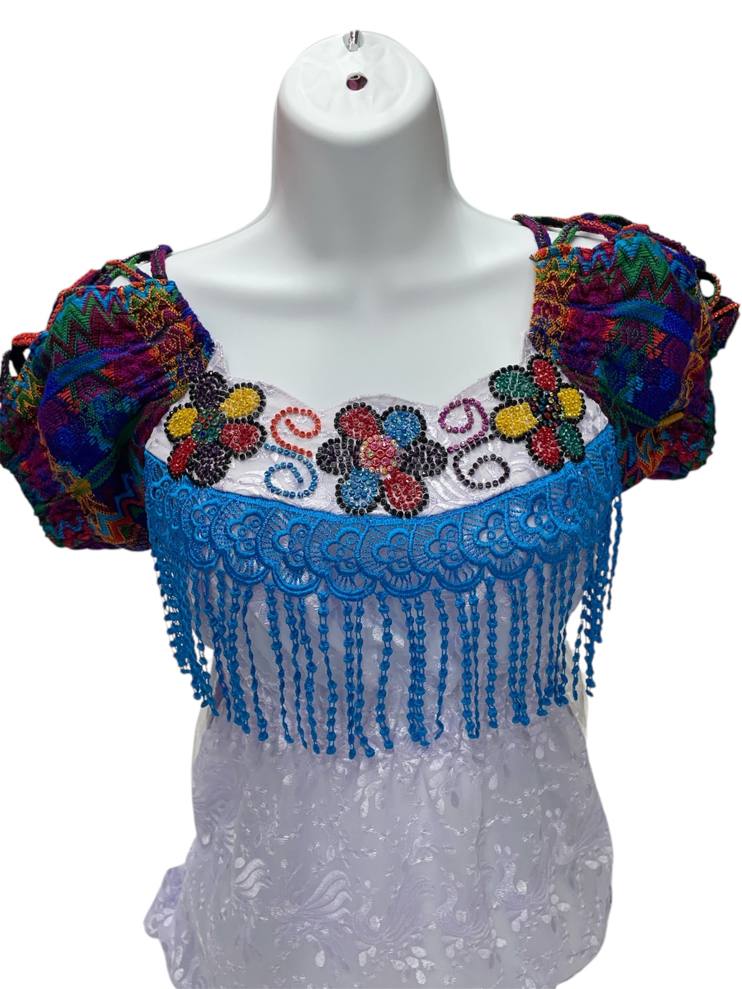 Blusa para combinar con tu traje típico