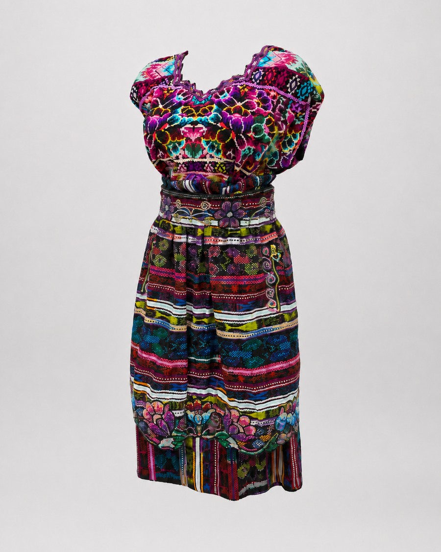 Traje Típico Guatemala Diseño floral